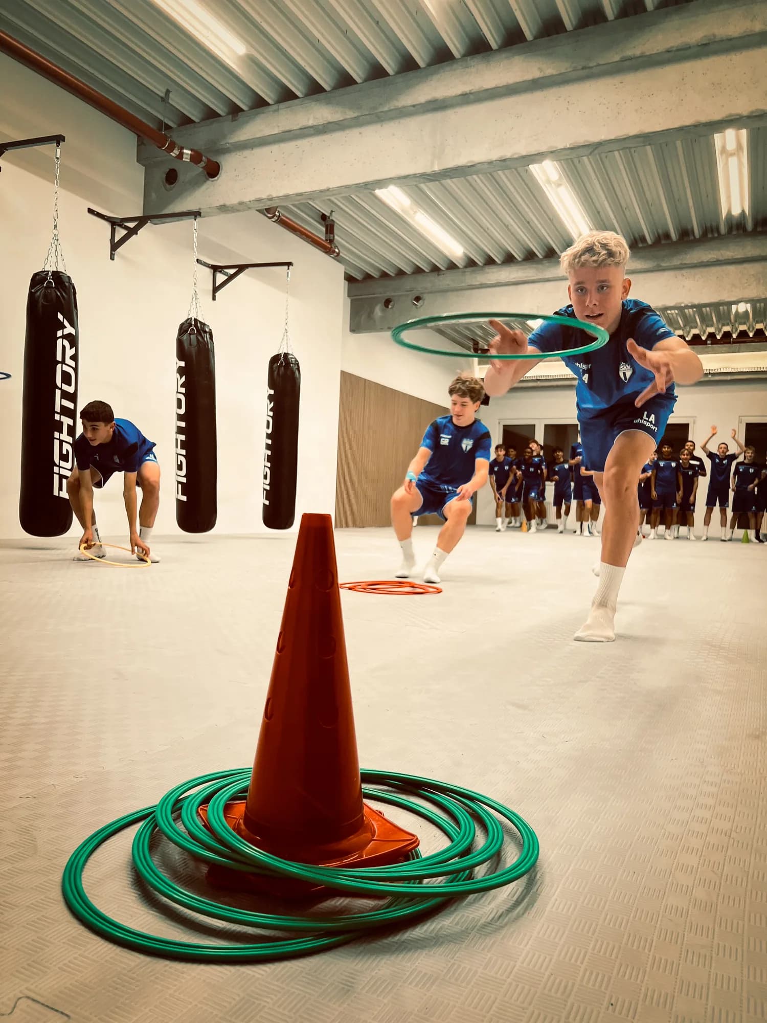 Teens beim Krav-Maga-Training bei HAUZEL KAMPFSPORT
