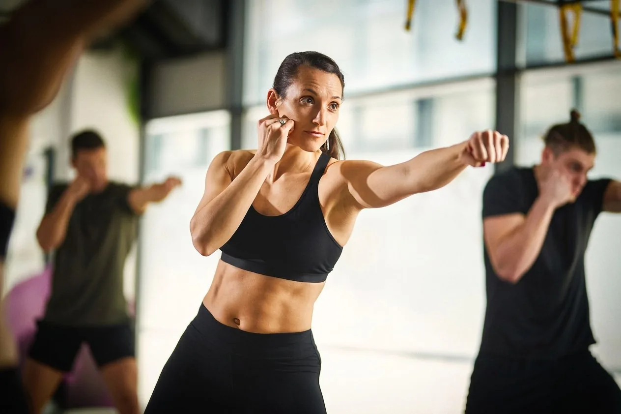 Präzise Schlagtechnik im Training bei HAUZEL KAMPFSPORT
